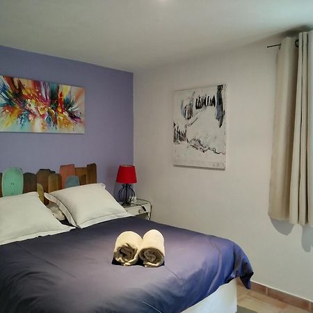 Au Mas Saint Pierre Hotel Pignans Eksteriør billede
