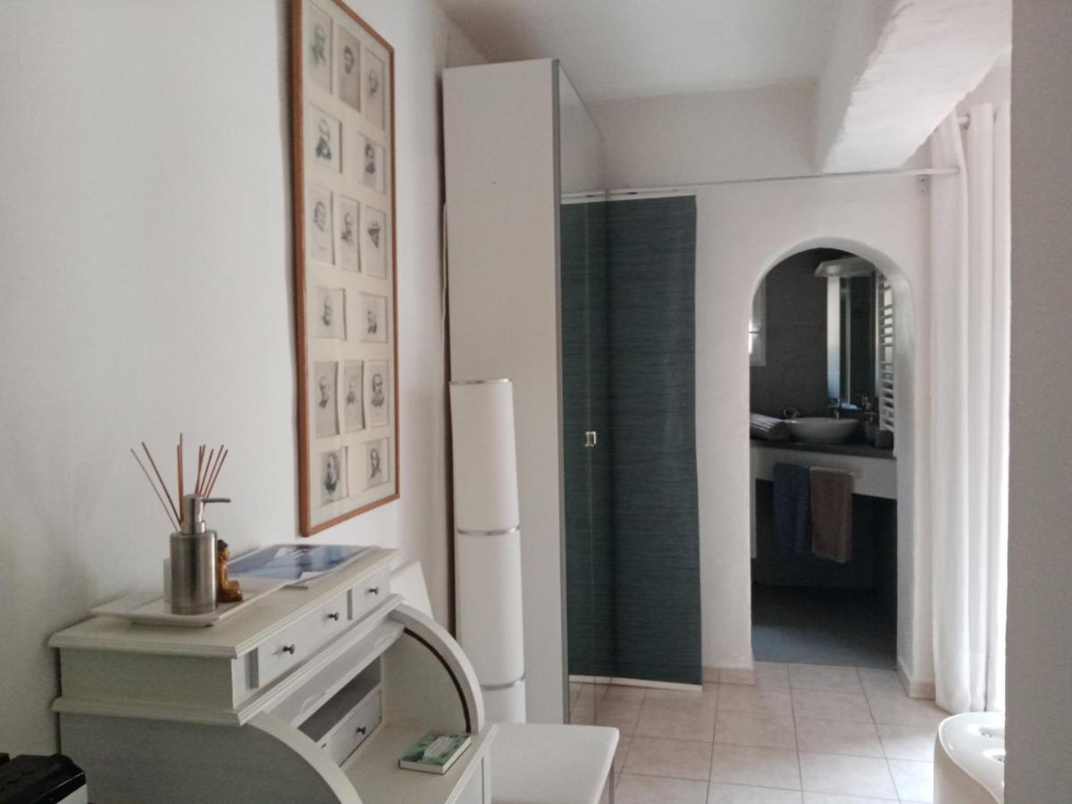 Au Mas Saint Pierre Hotel Pignans Eksteriør billede