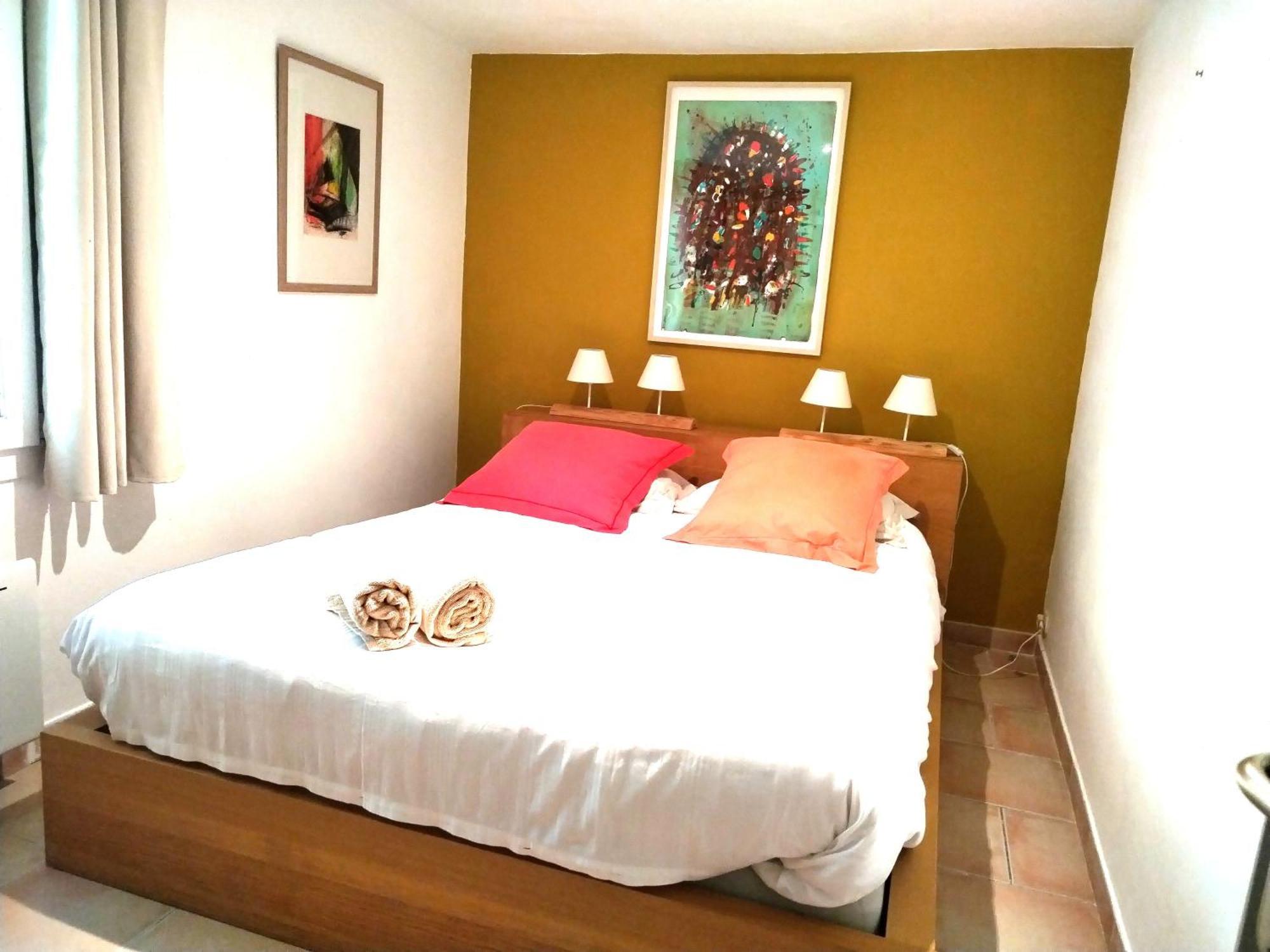 Au Mas Saint Pierre Hotel Pignans Eksteriør billede